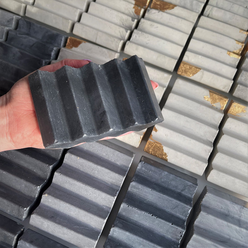 Charcoal Zig Zag - Concrete Soap Tray